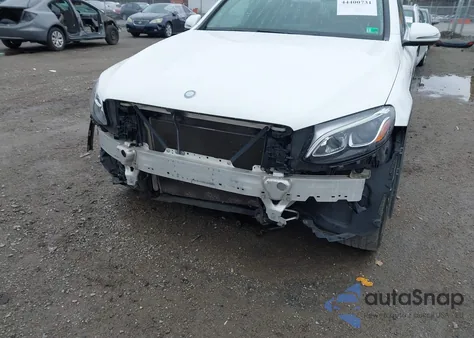 2017 Mercedes-Benz Glc 300 Coupe 4Matic z USA, uszkodzony, nr VIN WDC0J4KB0HF220602